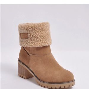 NWOT Brown Skylar Fur Heel Boots